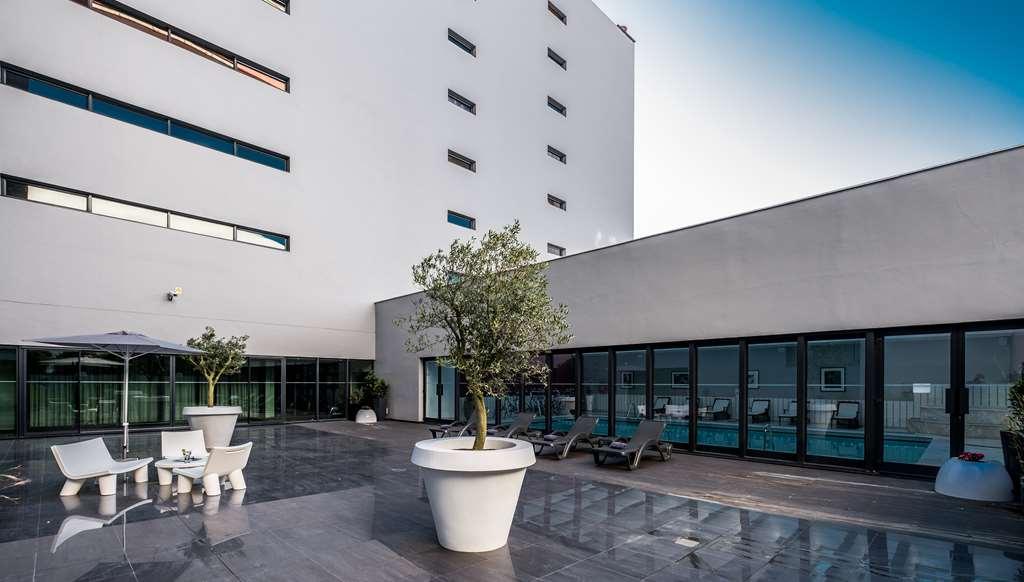 Vila Gale Opera Hotel Lisbon Exterior photo